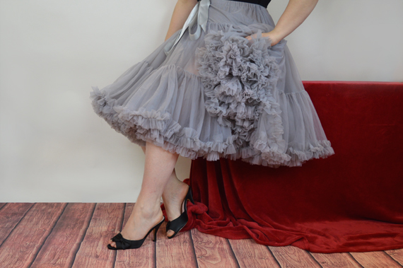 Doris Designs Petticoat grey 26 inch