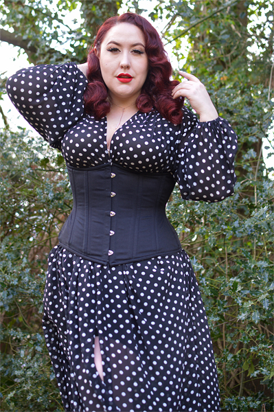 Miss Amy May wearing the Glamorous Corset Jade curvy black cotton underbust corset