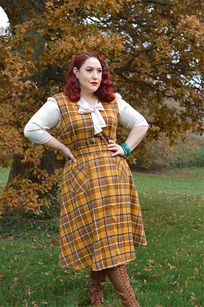 Plus size pinup Miss Amy May models the Jayleen Moonhill mustard check dress by Collectif Clothing for a fit and size review