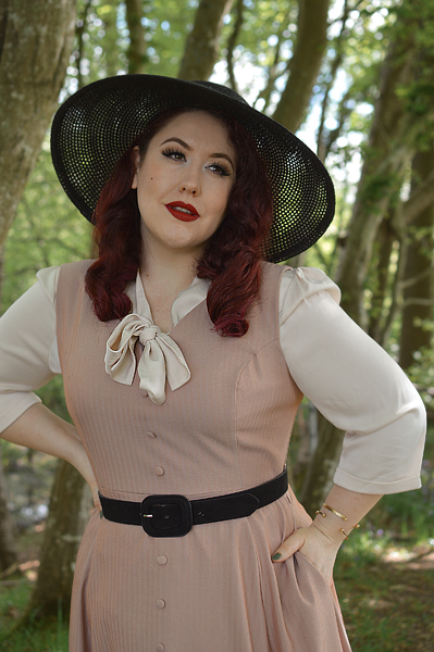 Plus size pinup Miss Amy May models the Alison dress by Hearts and Roses London for fit and size review