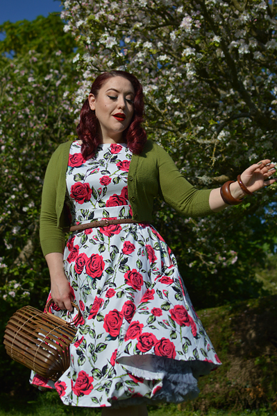 Plus size pinup Miss Amy May models the Hazel dress by Hearts and Roses London for a fit and size review