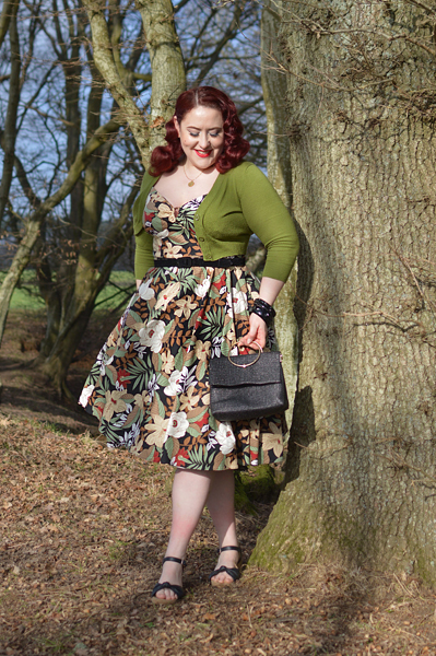 Plus size pinup Miss Amy May models the Adelaida dress by Hell Bunny for a fit and size review